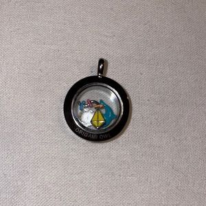 Origami owl round small locket with 3 charms